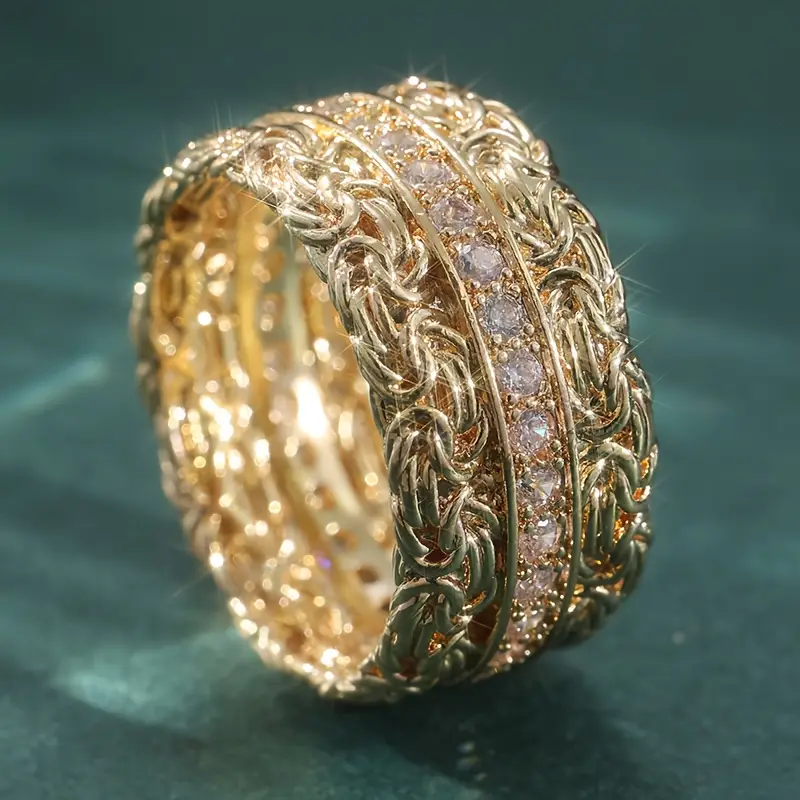 Bright Zirconia Trail Gold Ring