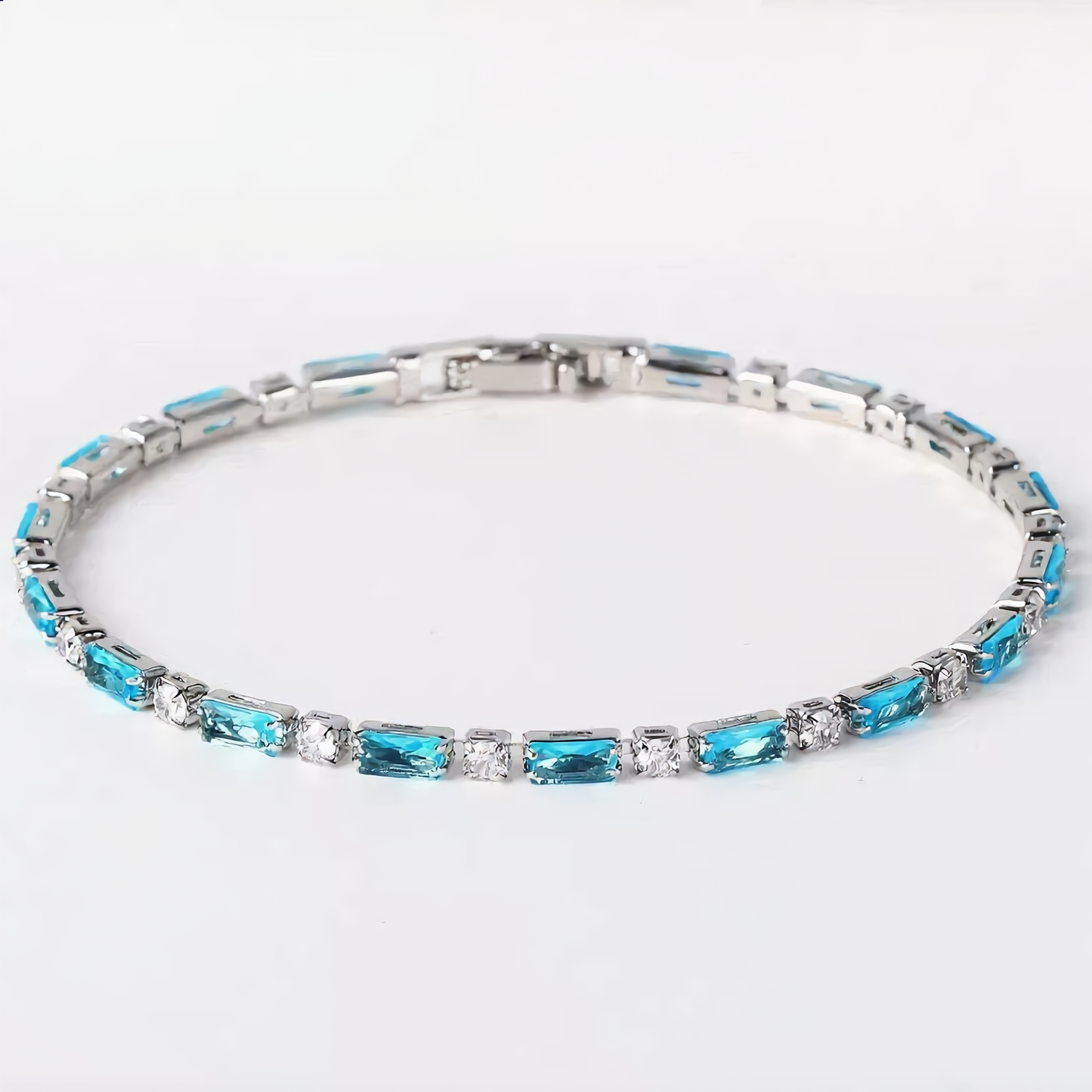 Luxury Bracelet with Blue Crystals | Gold