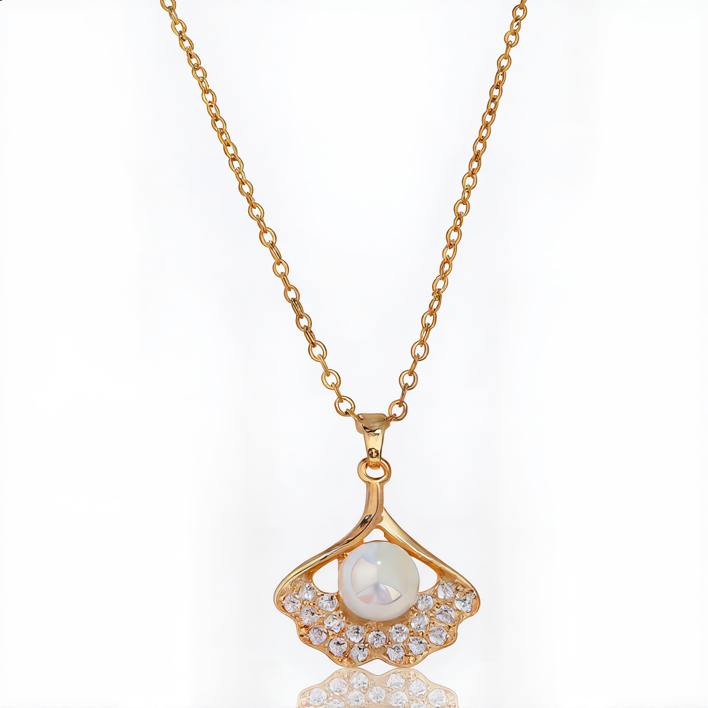 Luxury Pearl Petal Necklace | Gold