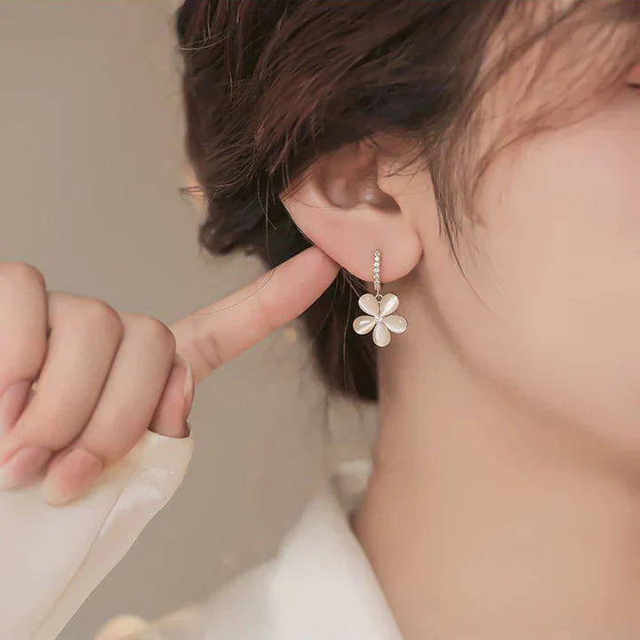Ignatia Bellastra Earrings