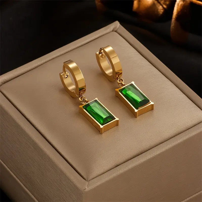 Iselotte Verdain Jewelry emerald | Gold