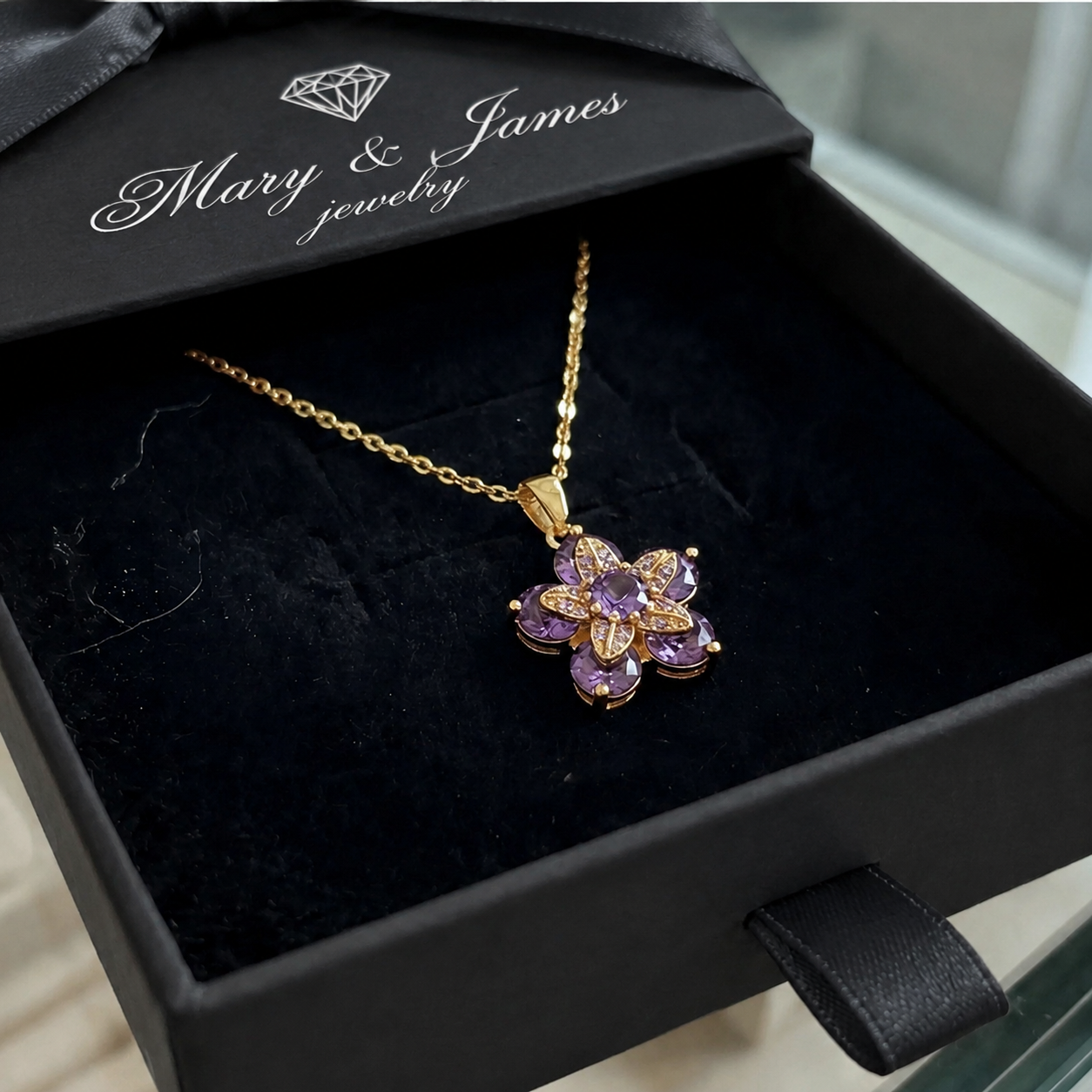 Amelyth Violet Flower Necklace | Gold