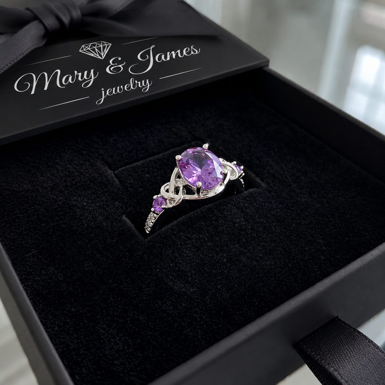 Amethyst Knot Ring | White Gold