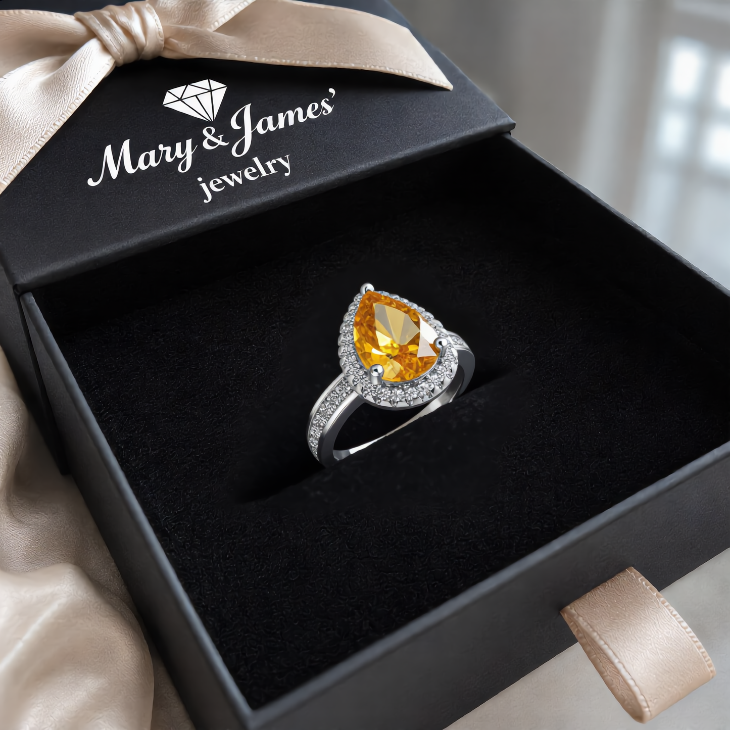 Luxury Golden Teardrop Ring | Silver