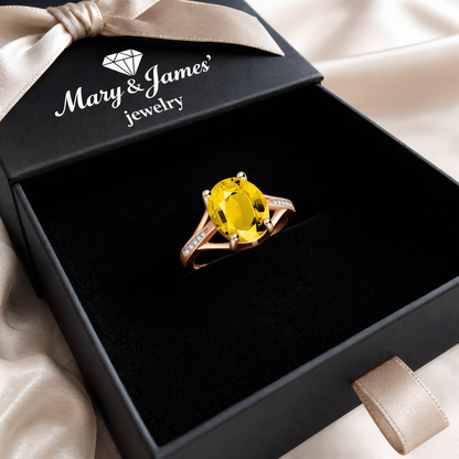 Radiant Oval Crystal Ring | Gold