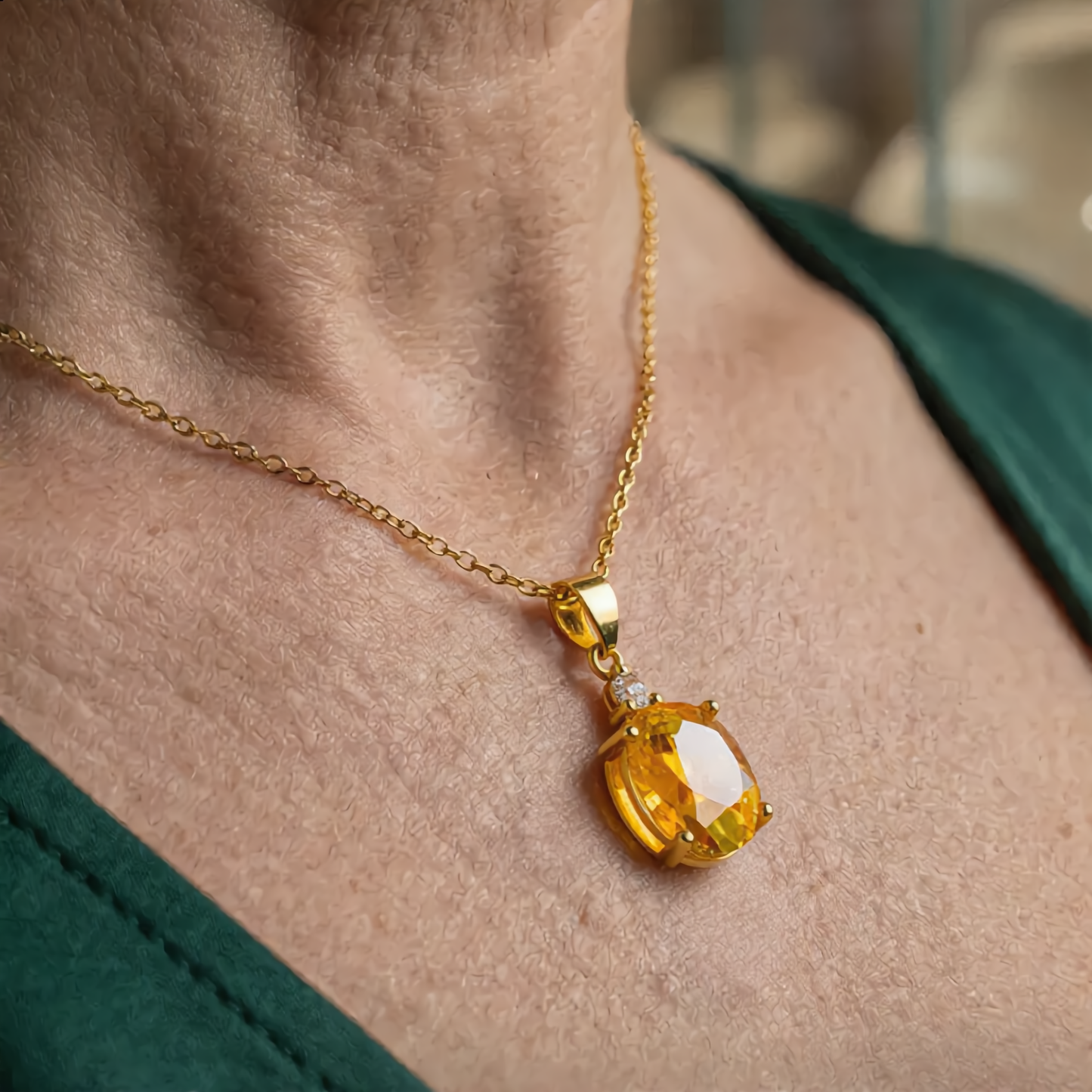 Elegant Citrine Gem Pendant | Gold