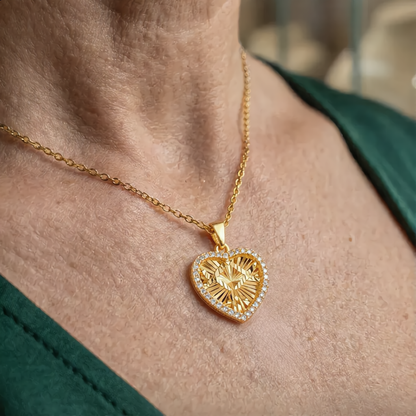 Radiant Heart Crystal Necklace | Gold