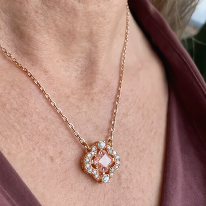 Morganite Crystal Flower Necklace | Rose Gold