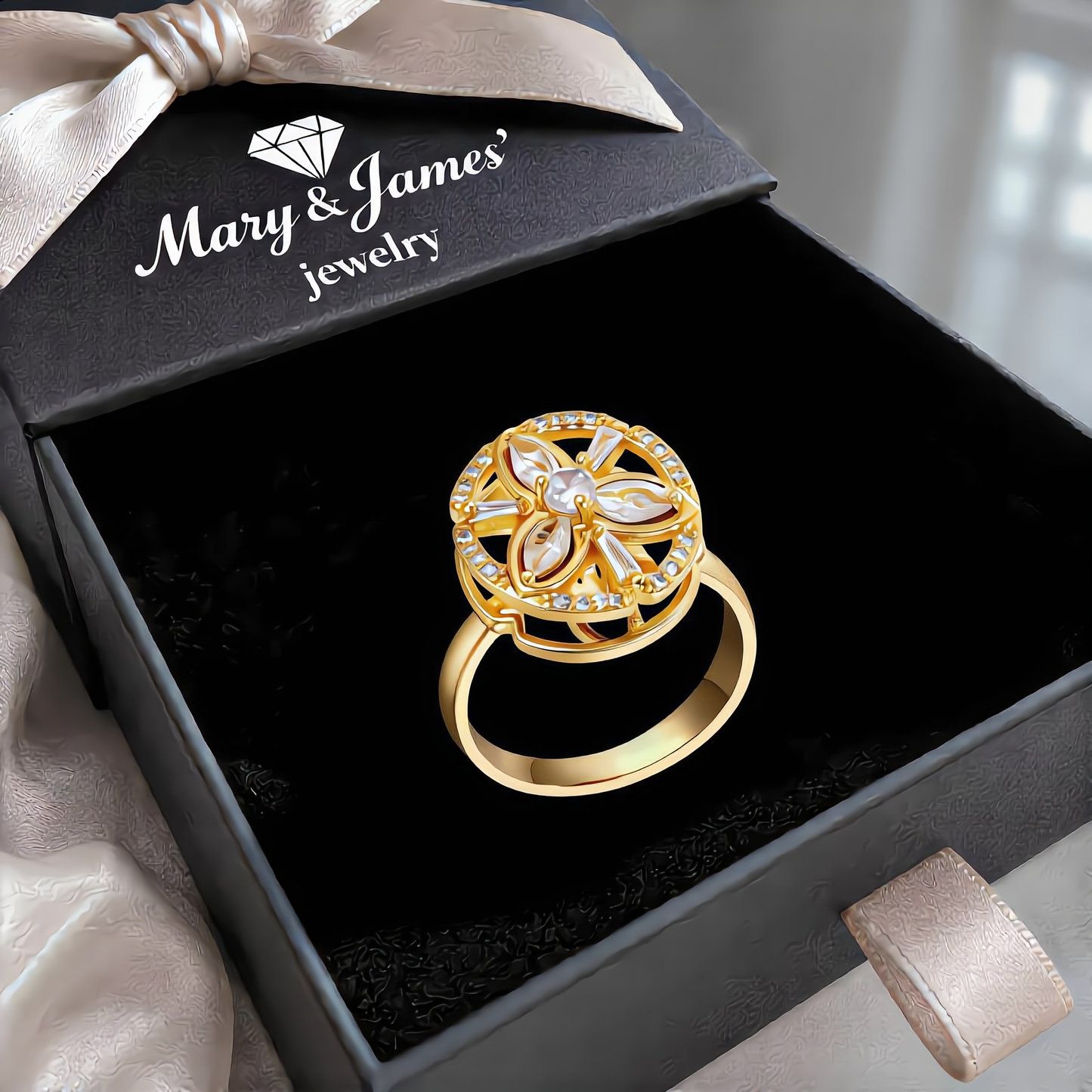 Elegant Openwork Floral Ring | Gold