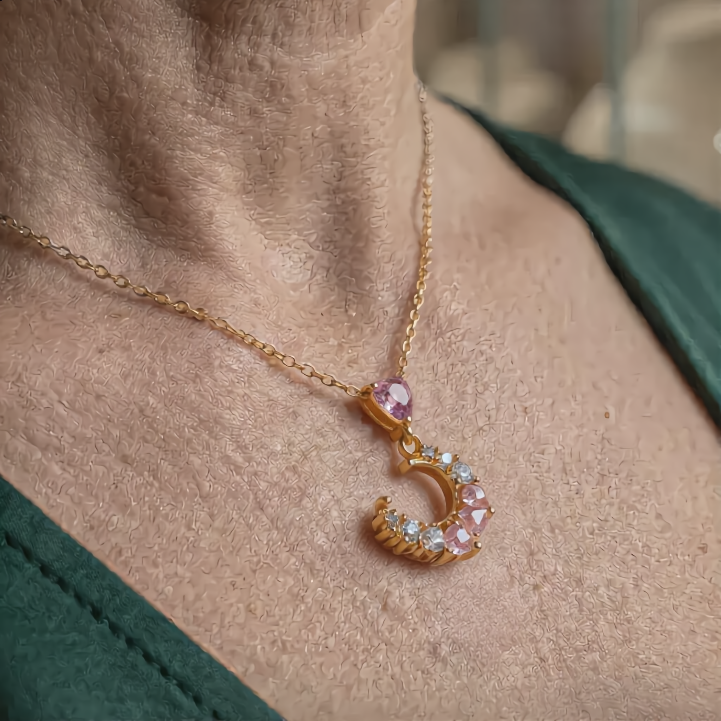 Elegant Crescent Pendant Necklace | Gold
