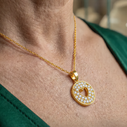 Heart Circle Pendant Necklace | Gold