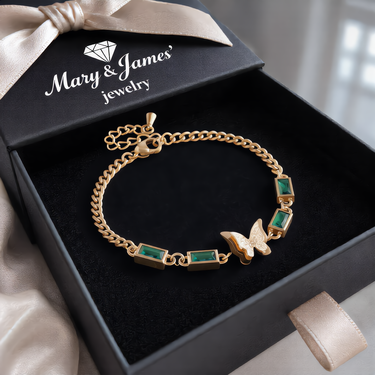 Emerald  Butterfly Bracelet | Gold
