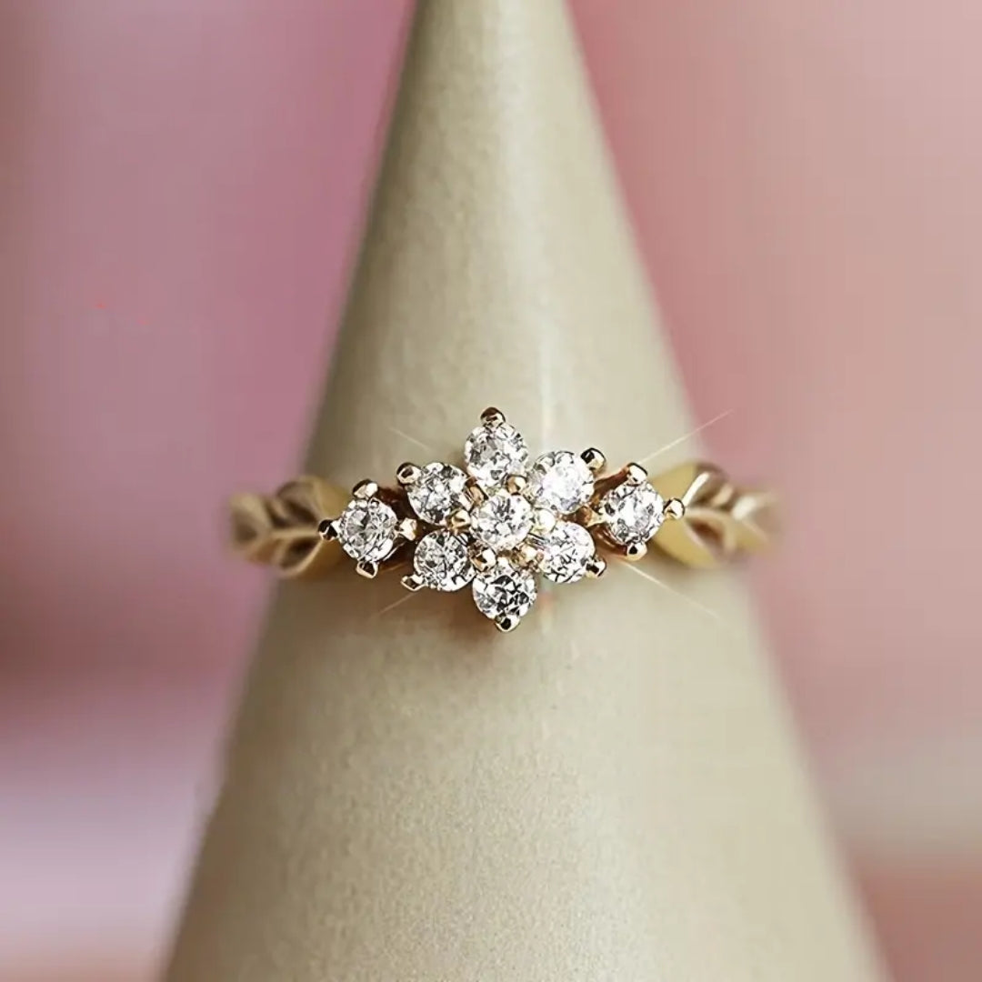 Crystal Flower White Gold Ring